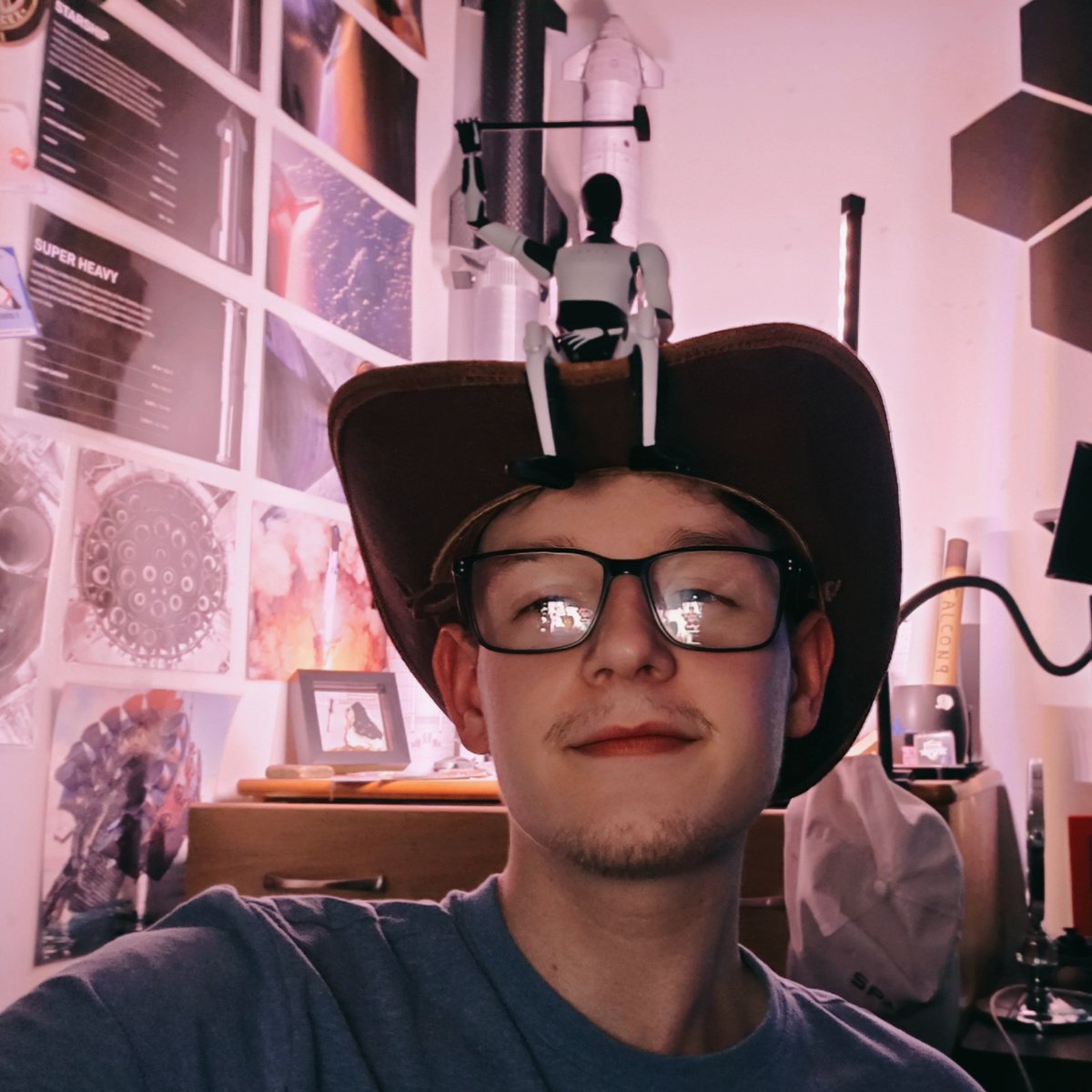 INiallAnderson's tweet image. #NewProfilePic my little sidekick 🤖