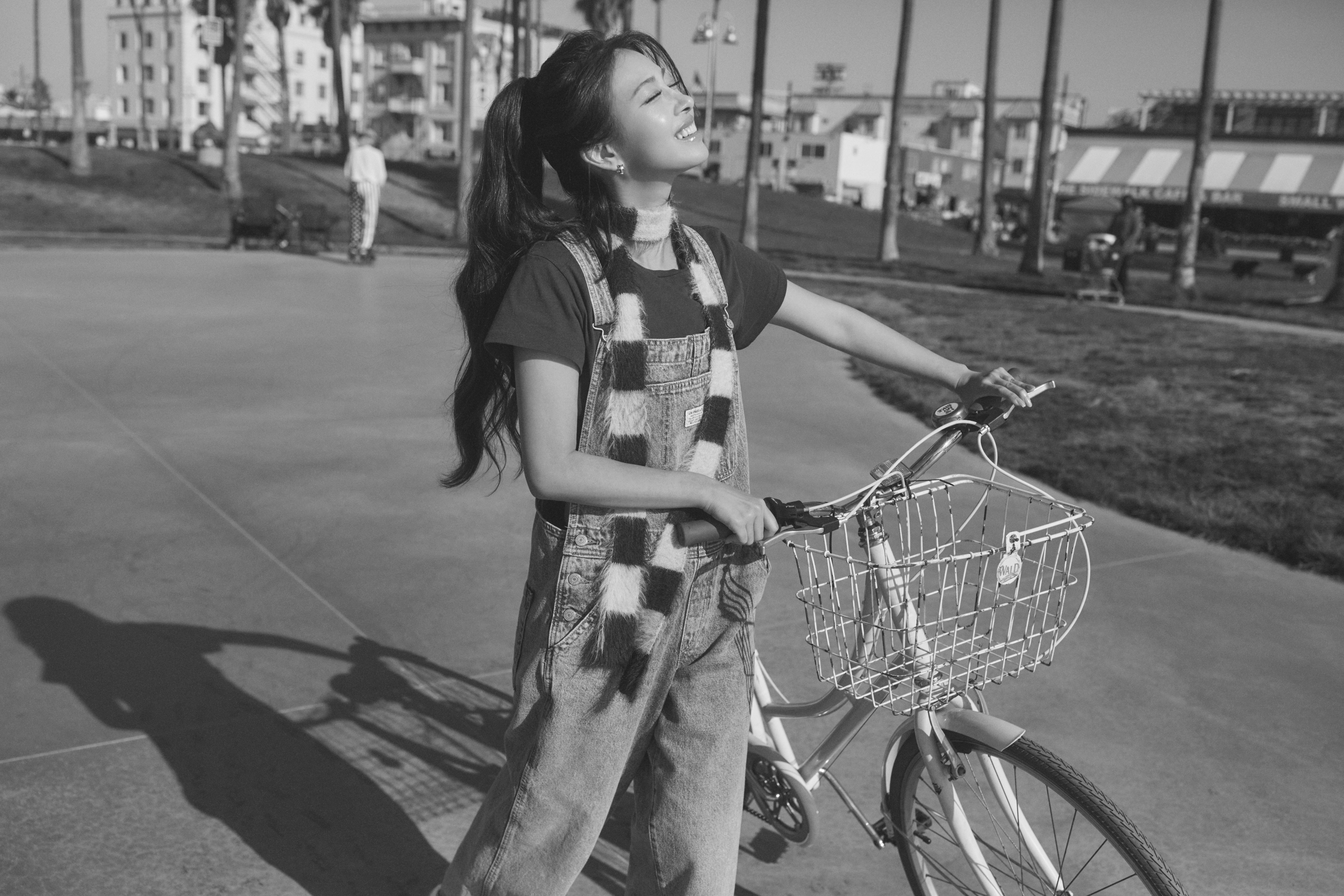 Gpv37oRawAAO-k1?format=jpg&name=4096x4096