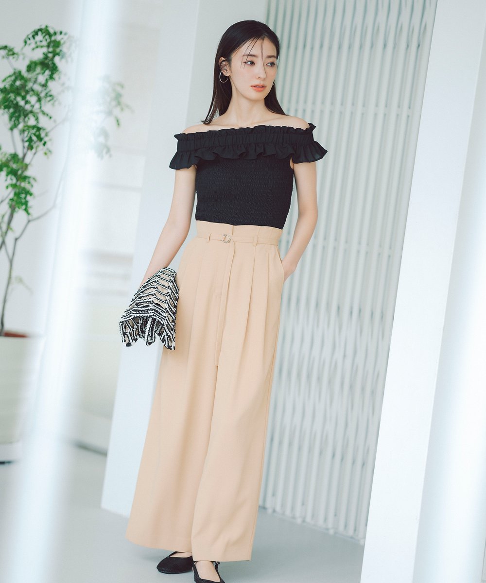 naturalbeautyb's tweet image. Brilliant office casual style
Meets.Mayu Miyamoto
■フリルシャーリングオフショルブラウス
color:クロ/オフ/アカ/ブルー
mix.tokyo/products/01751…
■バックサテンリラクシーパンツ
mix.tokyo/products/01751…
#宮本茉由 さん
#NBB
#ナチュラルビューティーベーシック
#naturalbeautybasic