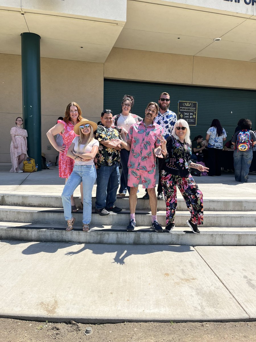 Dawson Cox (@theteachermrcox) on Twitter photo Getting ready for prom means dress up days! Today was floral day. Even during state testing staff and students are having some fun as we get ready for a great dance Saturday! <a href="/SummitHS_Bears/">SUMMIT COLLEGIATE HIGH SCHOOL</a> <a href="/DavidShimer1/">David Shimer</a> <a href="/The_Mr_Medina/">Martin Medina</a> Getting ready for prom means dress up days! Today was floral day. Even during state testing staff and students are having some fun as we get ready for a great dance Saturday! <a href="/SummitHS_Bears/">SUMMIT COLLEGIATE HIGH SCHOOL</a> <a href="/DavidShimer1/">David Shimer</a> <a href="/The_Mr_Medina/">Martin Medina</a>