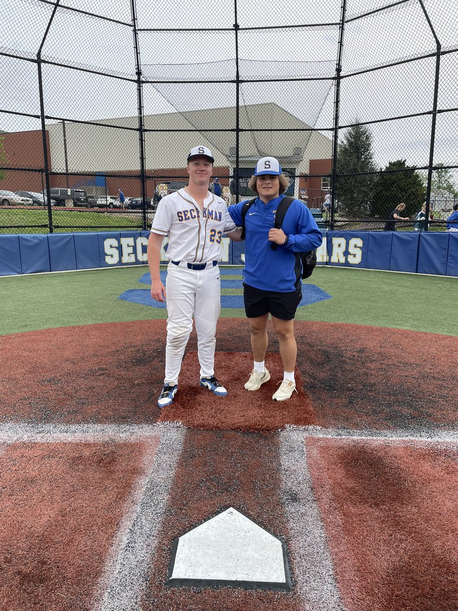 Baseball senior night for these two football boys. <a href="/Schlechte_2025/">Jack Schlechte</a> and <a href="/connorday2025/">Connor Day</a> Great job gents!
