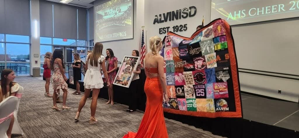 The 2024-2025 Alvin High School Cheerleaders ended the year with their annual banquet to recognize Varsity, JV, and to send their seniors off into the world. Thank you, Coach Tillery, Coach Mills, the seniors, cheerleaders, and families for your support this year! #JPND