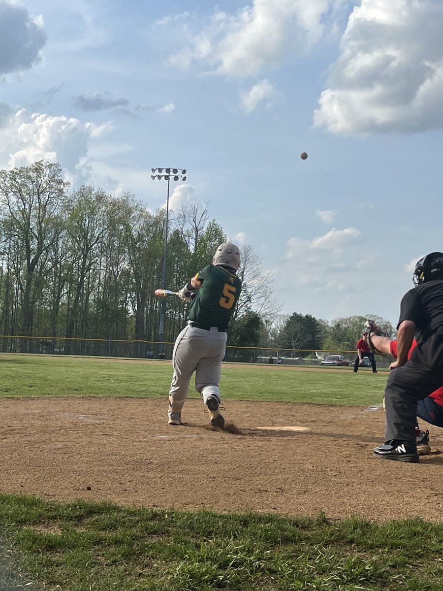 Prep Baseball ⚾️ 
Greenbrier East 10, Independence 6
Graham Brewster 3-5 2B 2R 2RBI,
#wvprepbase