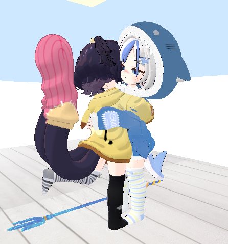 LittleNuniOG's tweet photo. second part to it too.. @gawrgura  huggleee https://t.co/lG9FX7l1AP