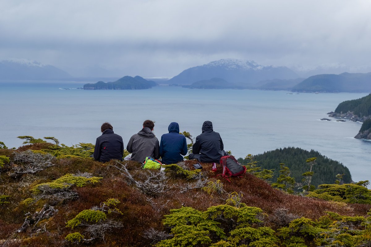 nuevaschool's tweet photo. This April, Upper School students took part in 20 trips across the globe. Check out some of the incredible moments from these adventures, and click an image to read the full story behind the photo: US Trips in 60 Photos, as Captioned by Students https://t.co/tpUtJkFQ95 🌎✈️⛴️ https://t.co/5Ob9PwyqB2