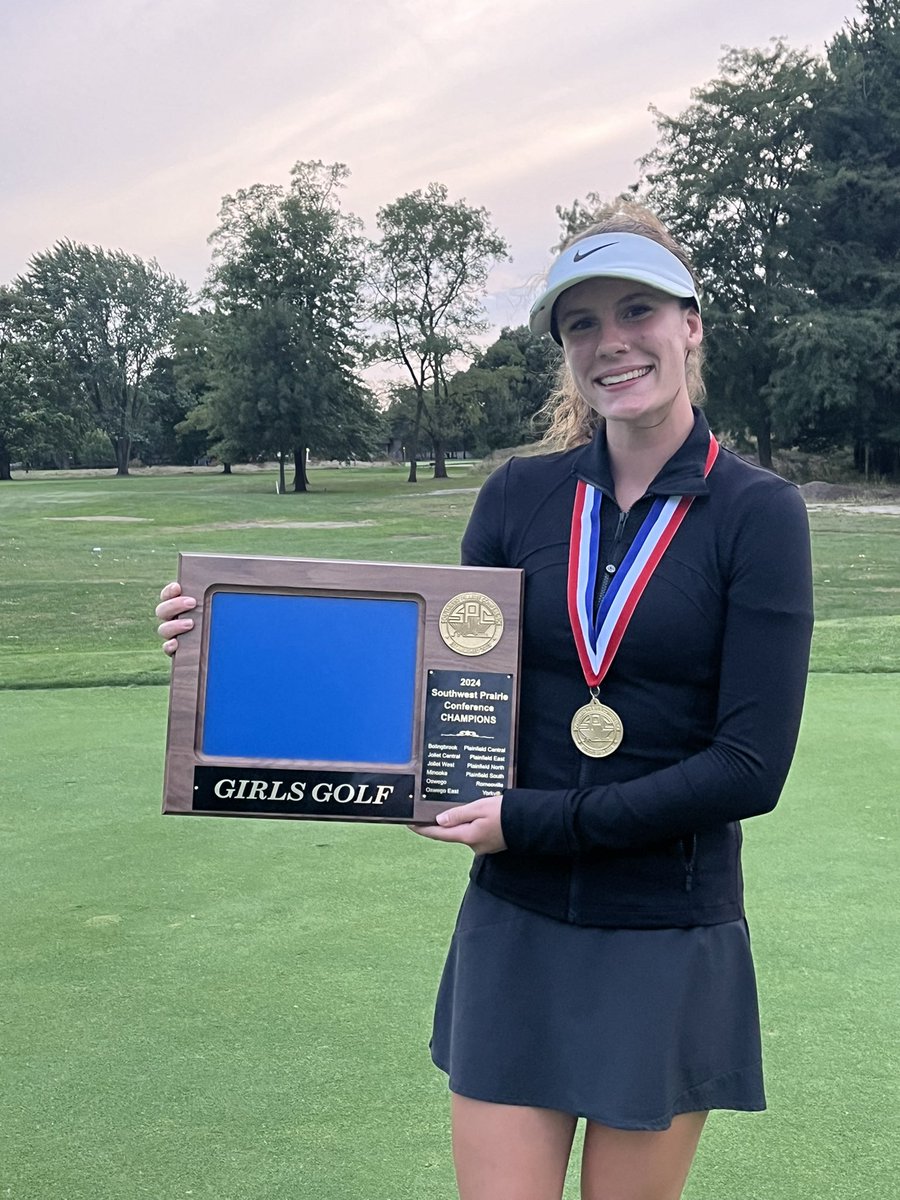 Congratulations to Grayce Featherston as she has committed to play Women’s Golf for Joliet Junior College! We are very proud and excited to watch her compete and grow at the next level! <a href="/jjcwolves/">Joliet Junior College Athletics</a>