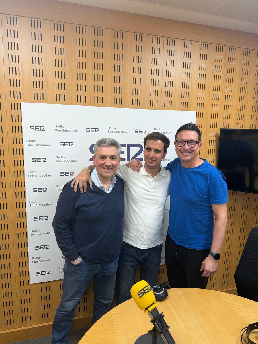 Lo que la #radio une, no lo separa nada, ni nadie. Siempre en mi corazón <a href="/FacundoCeriani/">Facundo Ceriani Ferreyra</a> y <a href="/anderave5/">Ander Avellaneda</a>. Gracias por todo y por tanto. Inolvidables estos años europeos de #RealSociedad con vosotros. 

Pd: Y a ti, argentino loco, imposible agradecerte estos 20 años de radio y fútbol