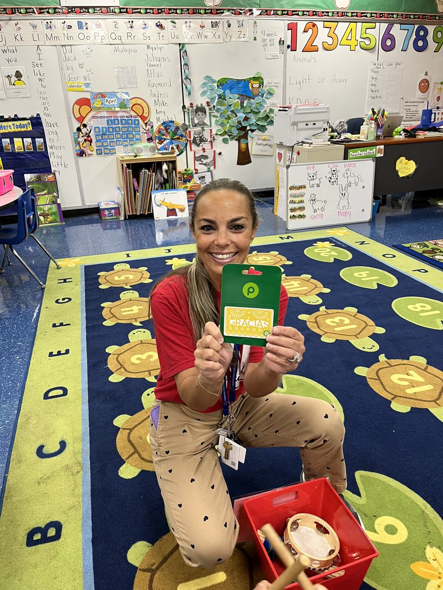 Victoria Morse (@vmorsehcps) on Twitter photo Superheroes work here! We loved treating our incredible staff to a Chick-fil-A lunch — because heroes deserve the best! Thank you to Chick Fil A Town ‘n Country. Big congrats to our gift card winners too! <a href="/WoodbridgeElem/">WoodbridgeElem</a> <a href="/HillsboroughSch/">Hillsborough Schools</a> #WeBelieve Superheroes work here! We loved treating our incredible staff to a Chick-fil-A lunch — because heroes deserve the best! Thank you to Chick Fil A Town ‘n Country. Big congrats to our gift card winners too! <a href="/WoodbridgeElem/">WoodbridgeElem</a> <a href="/HillsboroughSch/">Hillsborough Schools</a> #WeBelieve