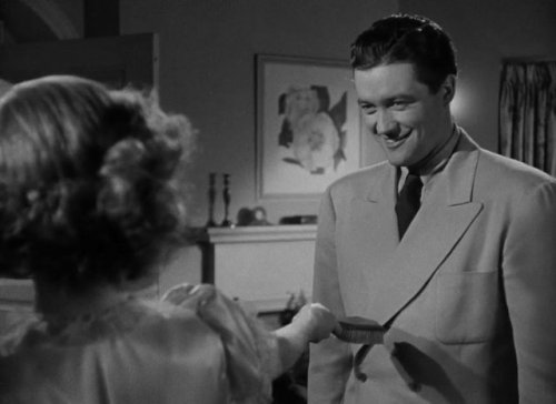 UsefulAlternative tweet media