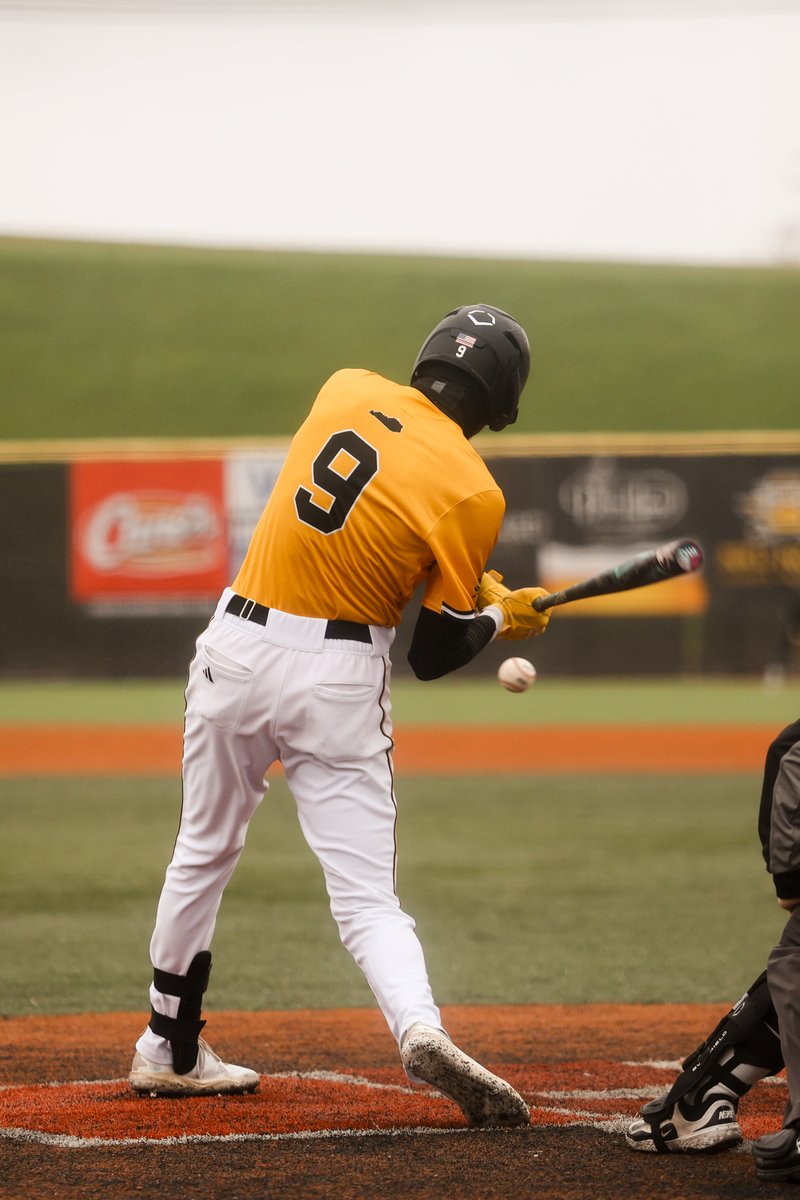 Can't tune in on ESPN+? 

Listen along as Josh Northcutt and Jameson Howard from The Northerner broadcast tonight's game LIVE from Knoxville!

youtube.com/live/UjmKOfc_j…