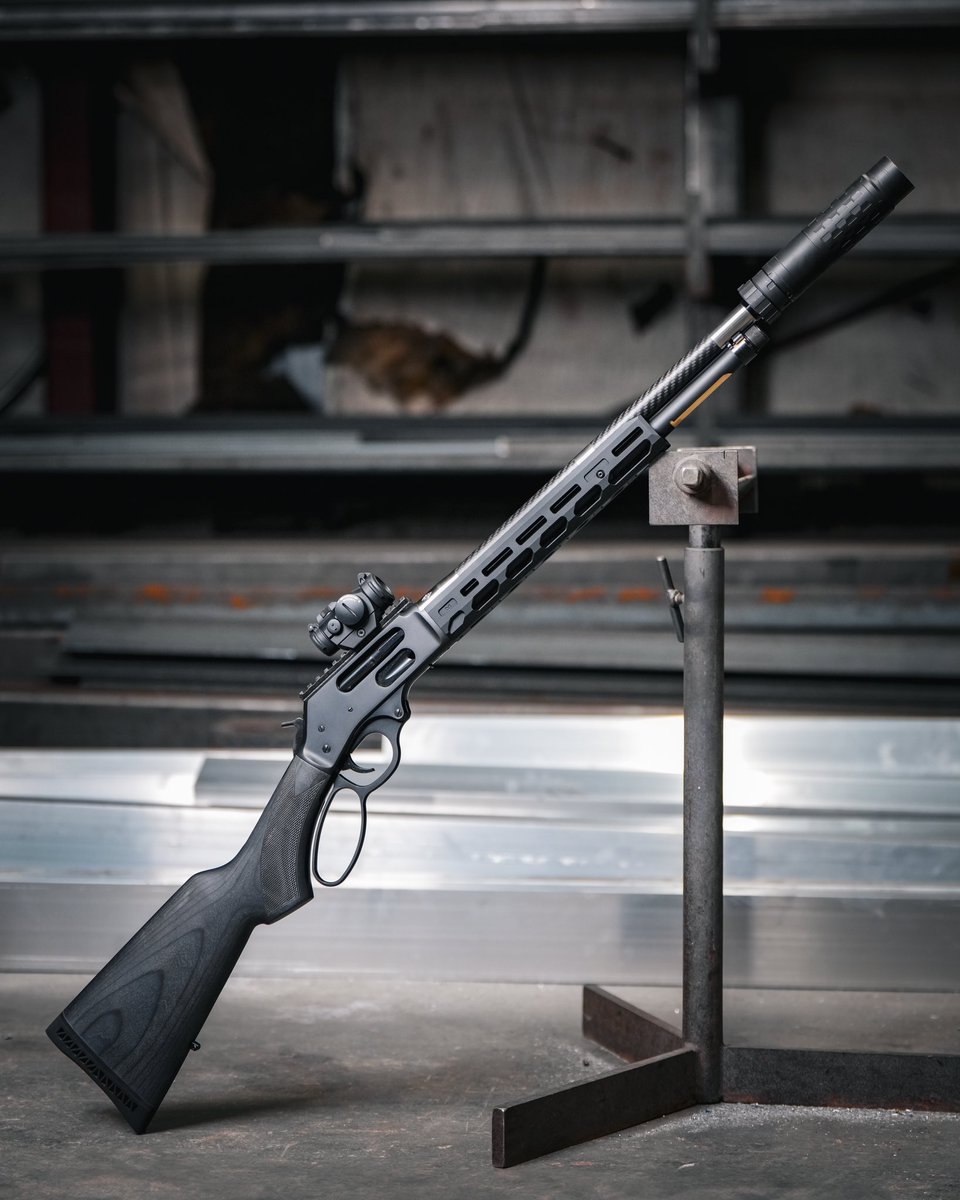 Henry Repeating Arms (@henryrifles) on Twitter photo Compared to the standard Henry H010X, the SPD HUSH .45-70 shaves nearly a pound of forward weight - maintaining perfect balance with a suppressor mounted. ⚖️
#HenrySPD Compared to the standard Henry H010X, the SPD HUSH .45-70 shaves nearly a pound of forward weight - maintaining perfect balance with a suppressor mounted. ⚖️
#HenrySPD