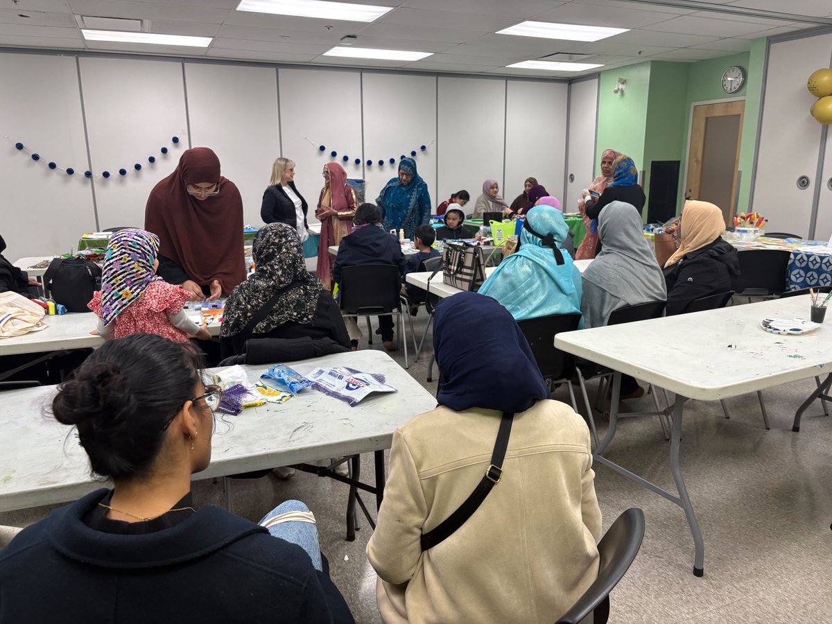 Rachel Chernos Lin (@rchernoslin) on Twitter photo I had a fantastic time with the Thorncliffe Wellness Cafe Group at their climate change event this weekend. 
It’s so inspiring to see our community come together to discuss solutions for a sustainable future. I had a fantastic time with the Thorncliffe Wellness Cafe Group at their climate change event this weekend. 
It’s so inspiring to see our community come together to discuss solutions for a sustainable future.