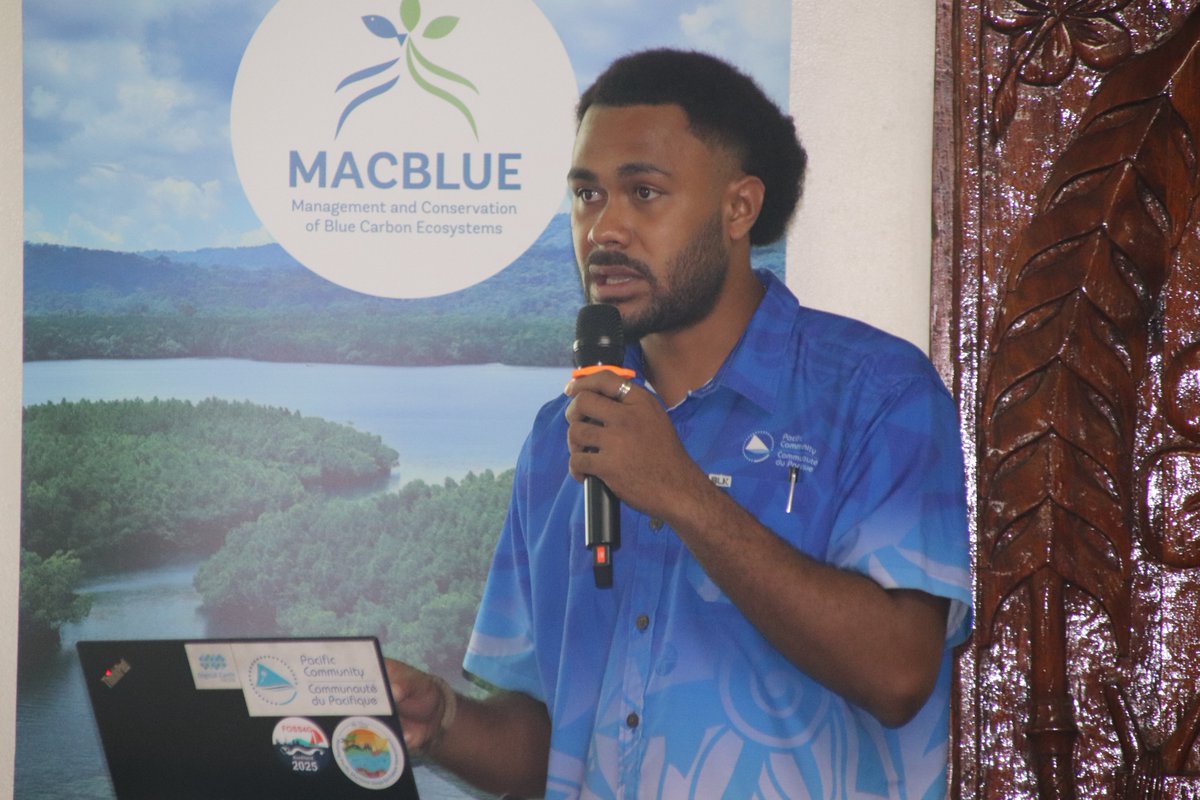 spc_cps's tweet photo. 19 Solomon Islands ministries representatives &amp; the national university are in a week-long workshop, part of MACBLUE project on #geospatial analysis of #seagrass &amp; #mangrove ecosystems, as well as carbon stock assessment, using open-source #GIS &amp;remote sensing tools
#DEPacific https://t.co/pOgpZMJUzj