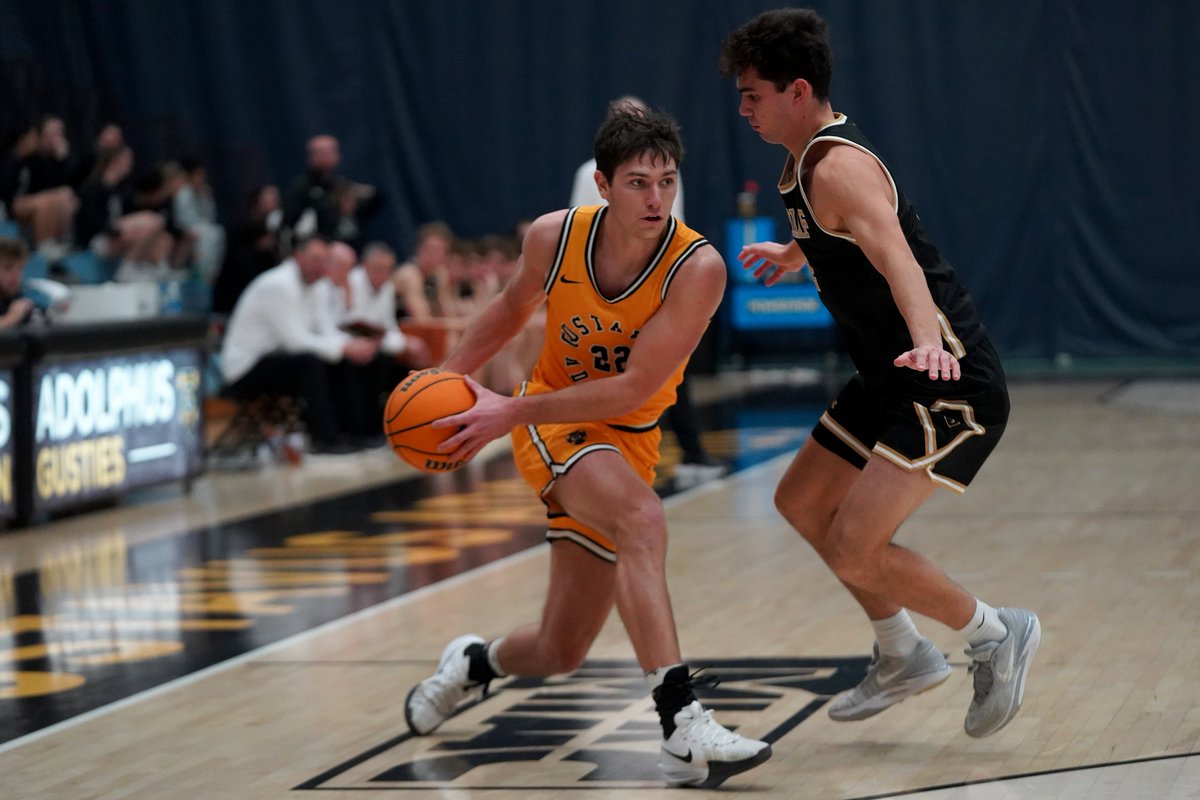 Gustavus Athletics tweet media