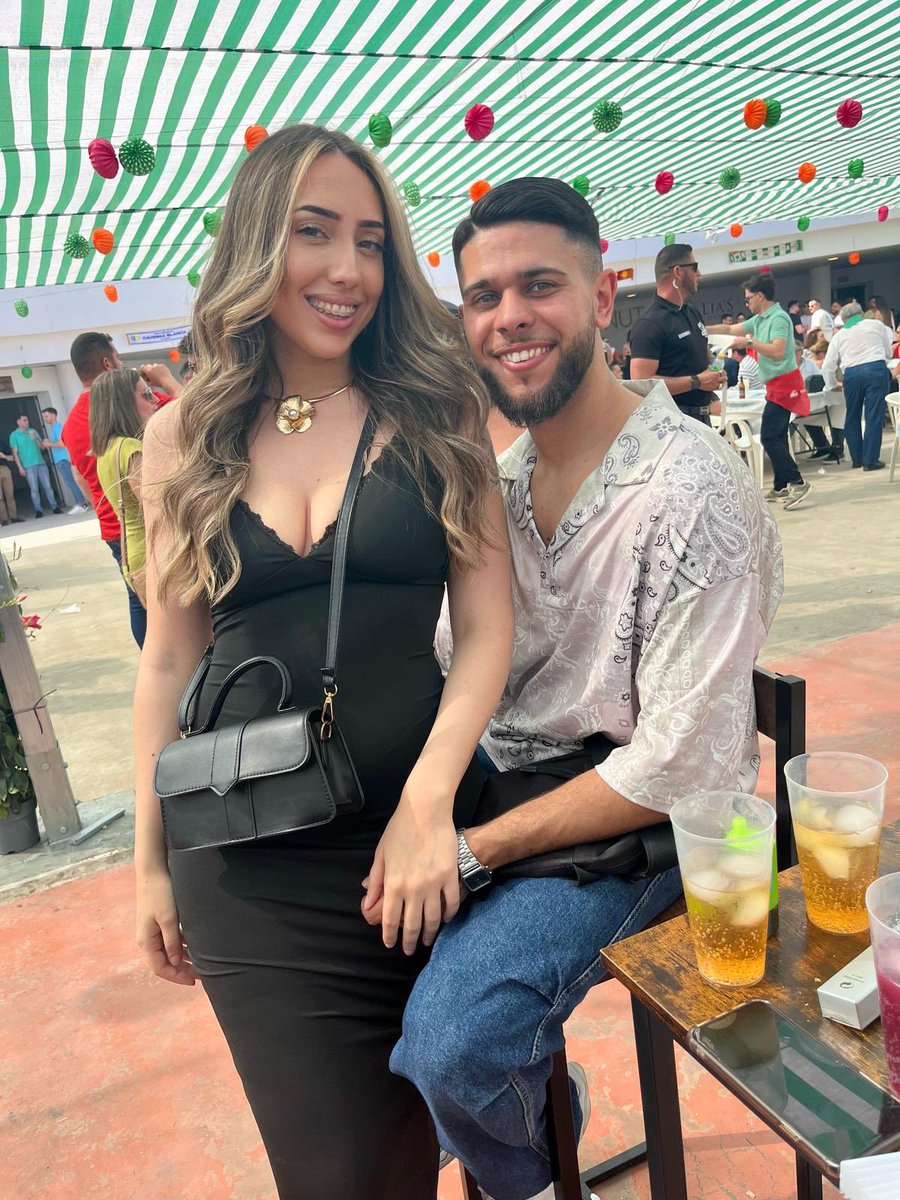 El verdadero lujo ? 
Un amor recíproco 🫶🏽🤎