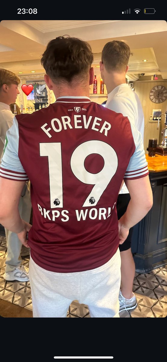 Sadly this Saturday, in the most tragic way, we lost our good friend and life long hammer Billy Kilduff-Partridge, 3 days before his 20th Birthday. He was a lovely boy and had no bad bone in his body. We would like to celebrate his life on Sunday with a minutes applause in the