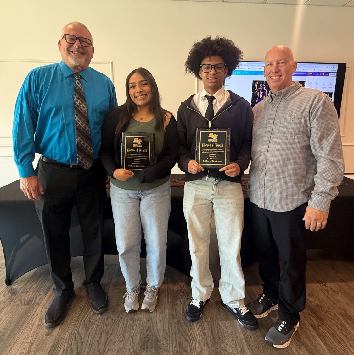 Congratulations to Leilani Guizar and EJ Andrews on being nominated as Suburban Valley Conference Champions of Character! Leilani and EJ exemplify what it means to show BUC PRIDE both on and off the field.