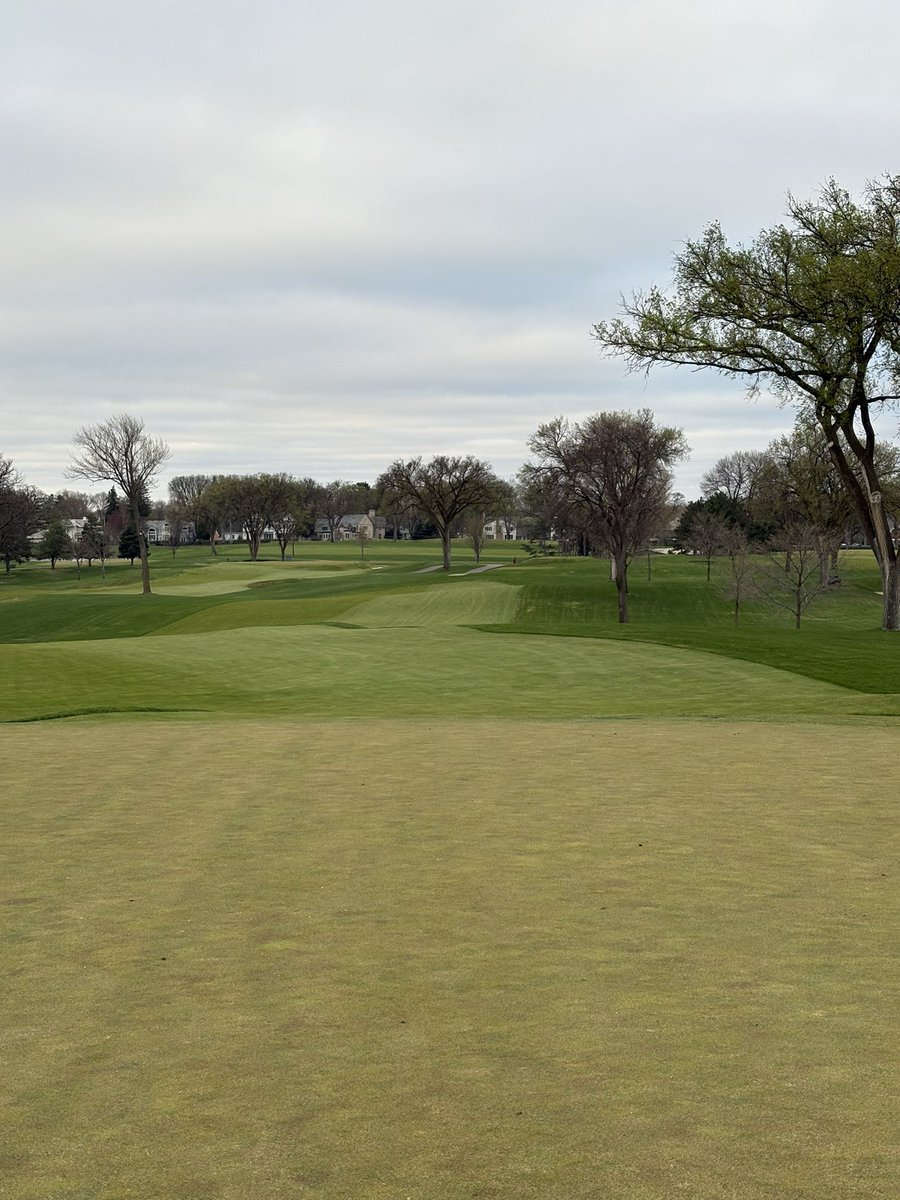 There’s a difference between “looks” and “is”. Starting to get “looks” down. Now dialing in on the “is”. <a href="/MrsMiaCon/">Mia Conner</a> <a href="/HannysonLuke/">HansonLuke</a>