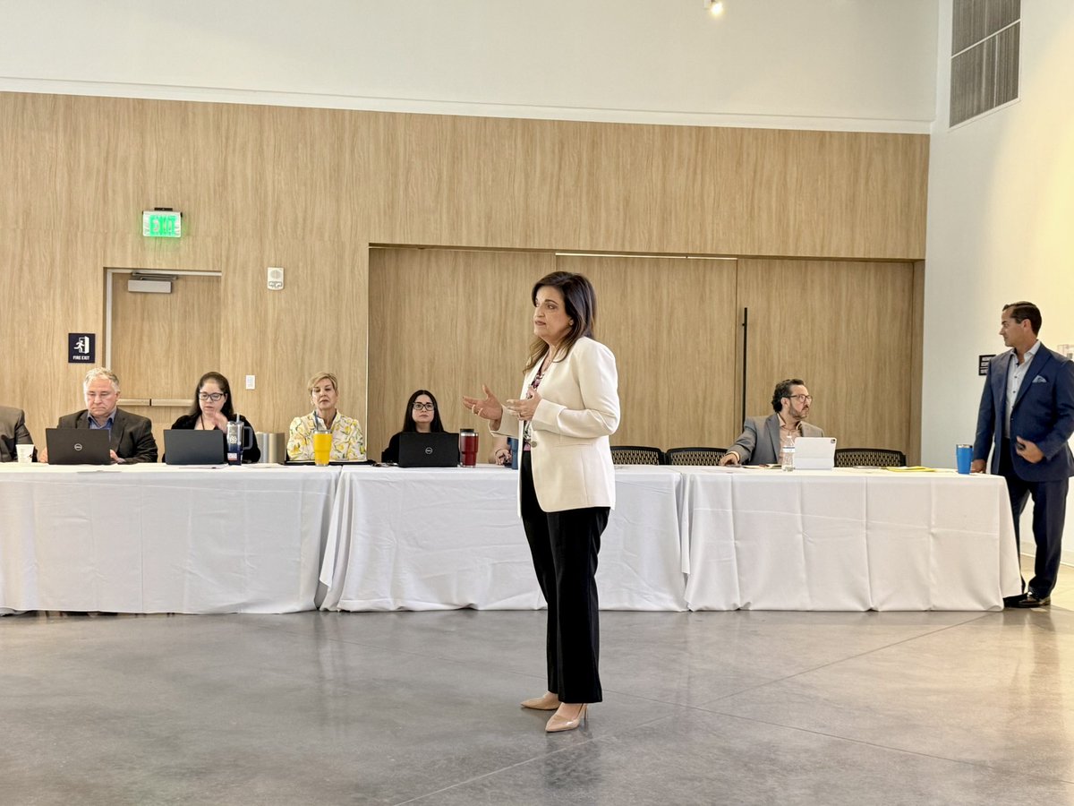 Had a productive day at our Strategic Planning Session where we outlined key priorities and future projects for our city. Grateful to have worked alongside our team to shape a vision that reflects the needs and dreams of our Doral community. Excited for what’s ahead! ✨🏙️✅