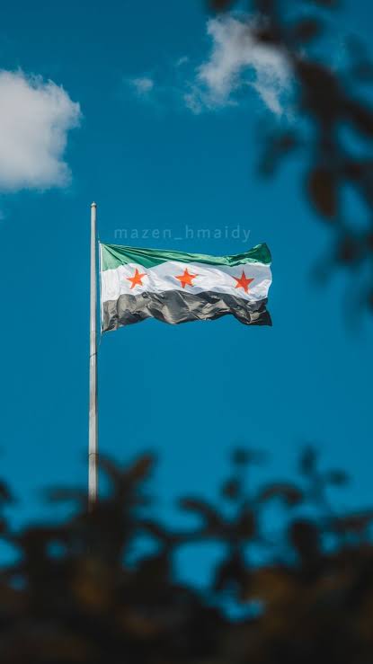 #سوريا_الان  #جرمانا 
ازا الحكومة السوريا ما بتحسن  تفرض سيطرتها علا هل كم صعلوك في جرمانا وتوقفهن عن حدهن اتمنا تتفضل تعطي الحكم لا اهلو دما شبابنا مش رخيص هيك