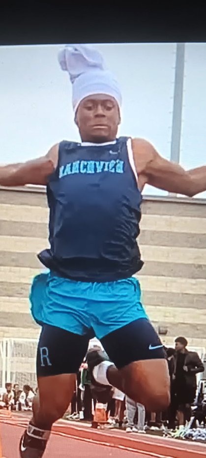 LoganThomas12_'s tweet image. Sophomore year recap
🏈2nd Team 6-4A D1 All-District Cornerback
🔥2nd Team 6-4A D1 All-District Returner
🏀Honorable Mention All-District 10-4A Hoops
🏆District 10-4A High Jump Co-Champion
🏃♂️District 10-4A Long Jump Area Qualifier
🦘District 10-4A Triple Jump Regional Qualifier