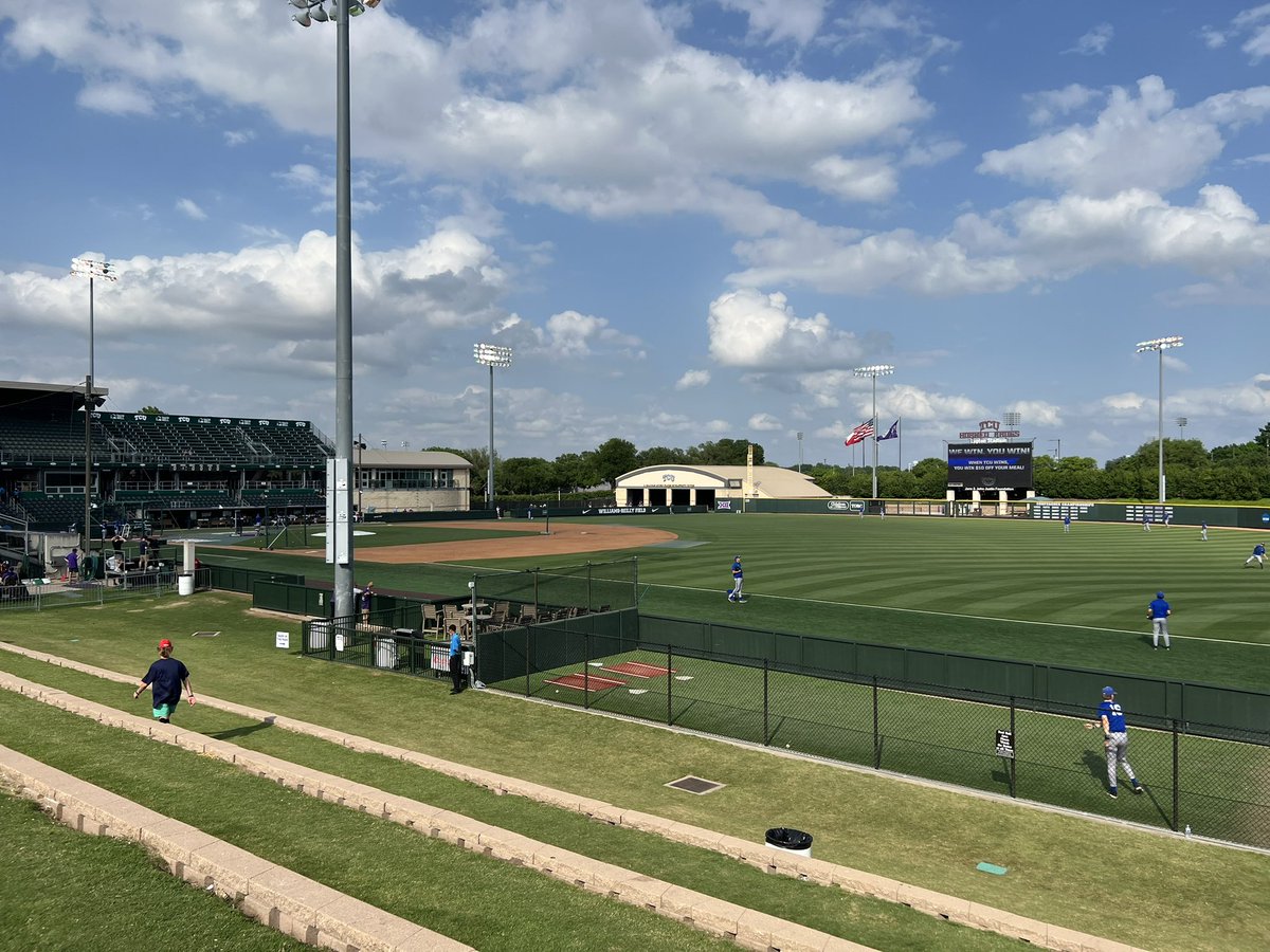 The final midweek game of the season for <a href="/TCU_Baseball/">TCU Baseball</a> tonight, hosting <a href="/UTAMavsBSB/">UTA Baseball</a> at 6. Listen on <a href="/KTCUTheChoice/">KTCU 88.7 The Choice</a> or here: gofrogs.com/showcase?Live=… #GoFrogs