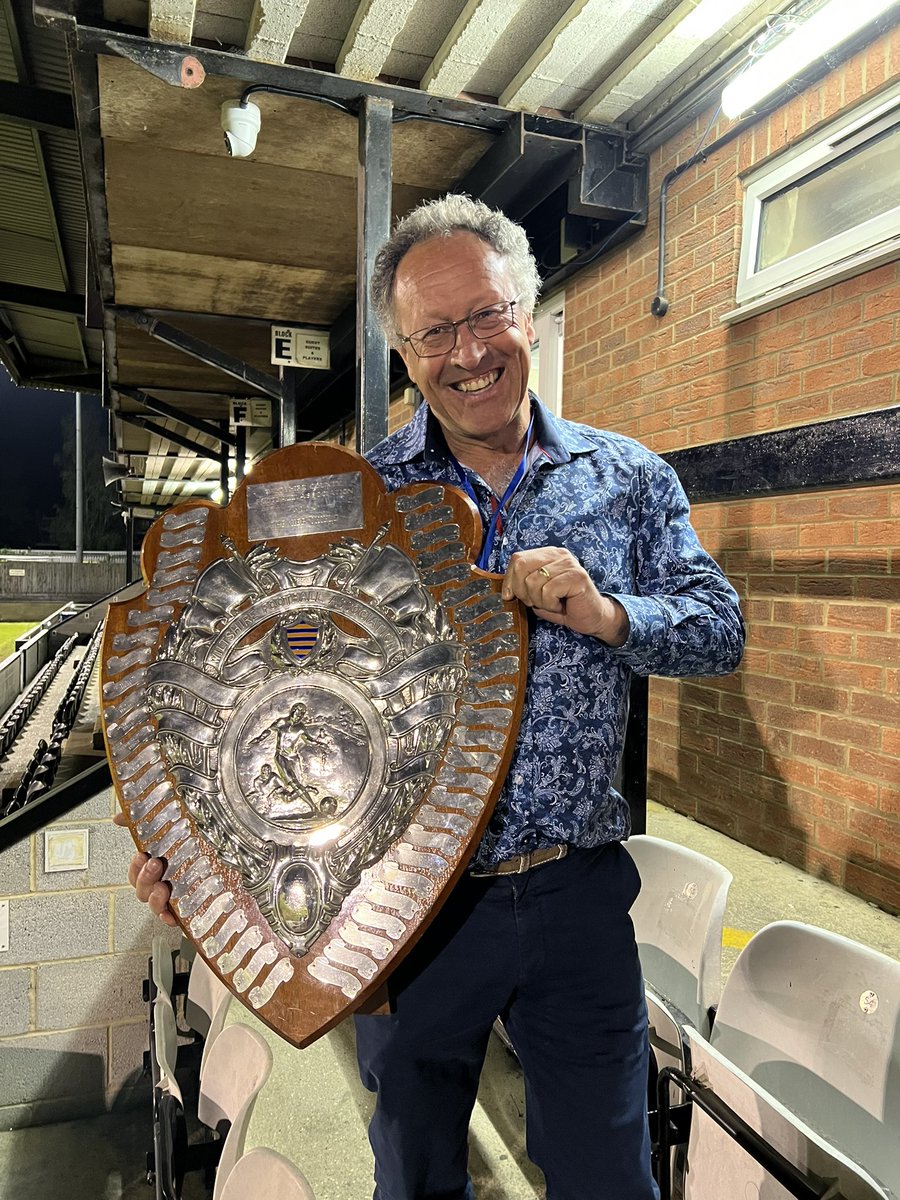 This one’s for you, Chairman. 💙

#SwindonSupermarine  #WeAreMarine