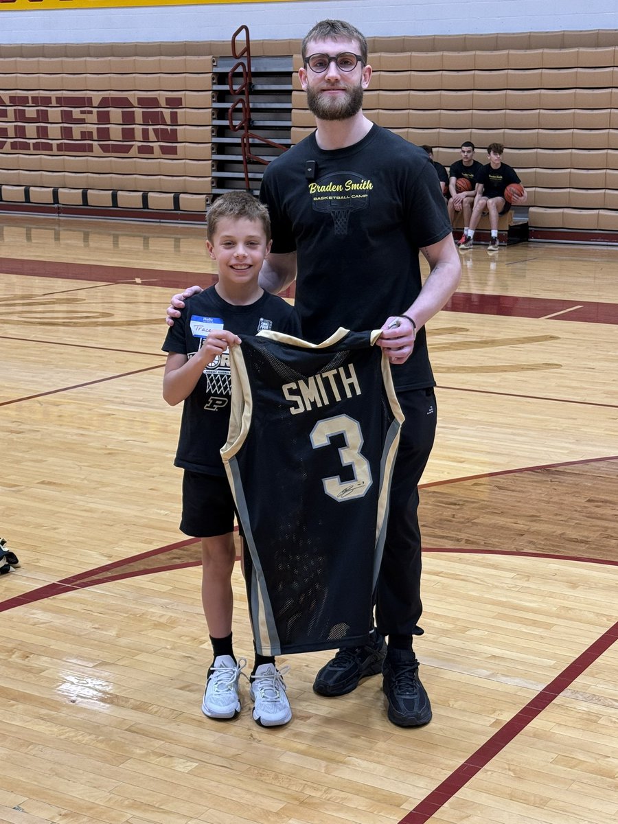 Group 2 of our Braden Smith jersey winners!