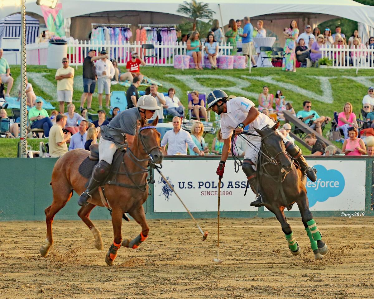 🎶🍓🎉 Summer in Loudoun = concerts under the stars, strawberry pie-eating contests, polo matches, foodie festivals and more! Ready to make some memories? ☀️ Check out the best events happening all season long: bit.ly/3V1pwaU