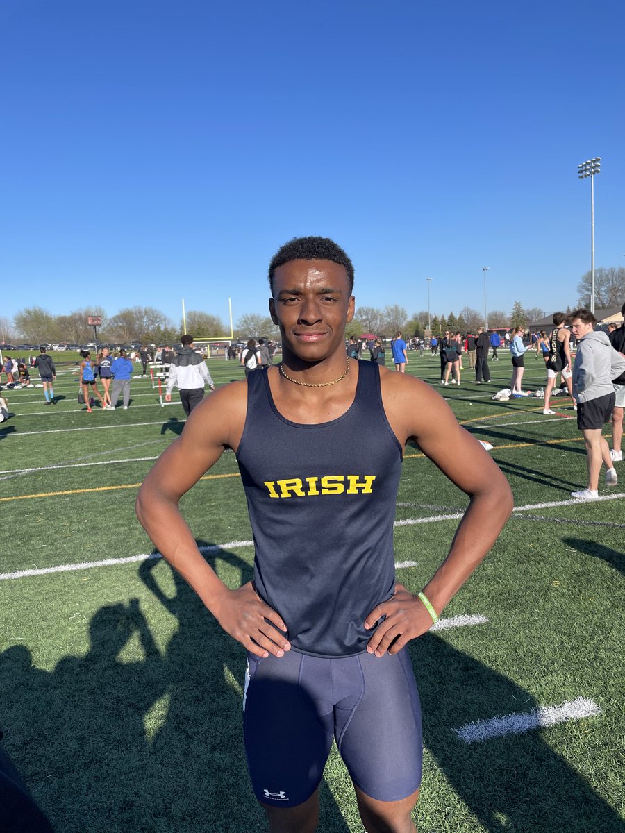 Irish ☘️ Kavari Flowers individual winner in South Suburban Relays in the 300 IH - 39.89 - first time under 40.