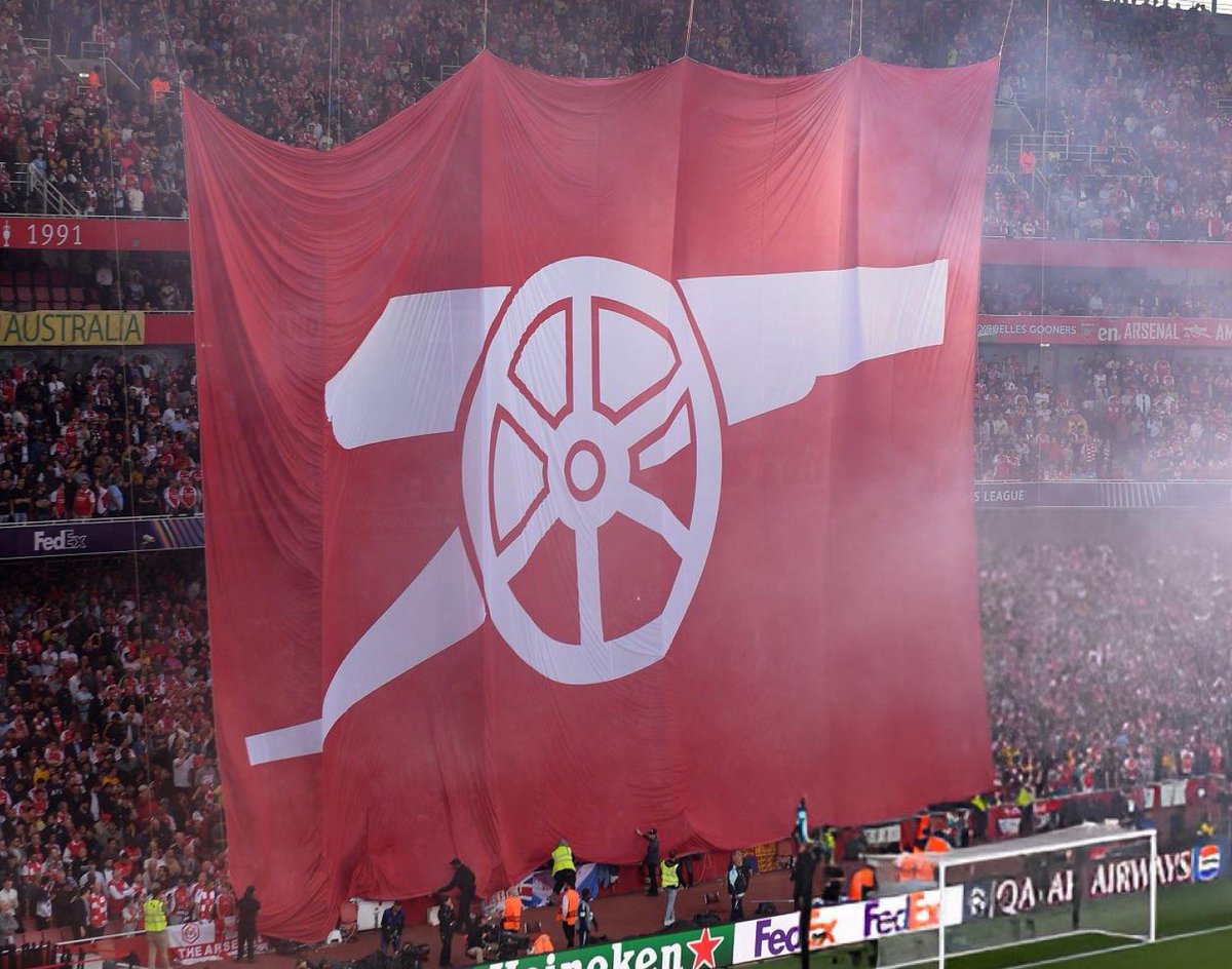 IDGoonerscom's tweet photo. Pendapat kalian soal tifo Arsenal ini? Sebelumnya Arsenal nolak desain tifo dari fans, pada akhirnya mereka pakai yang ini. https://t.co/vZfrnxtgBj