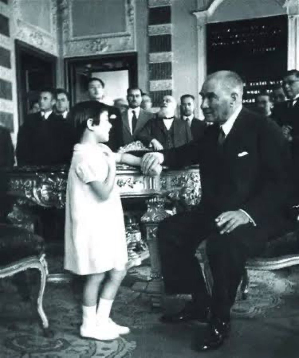 Hiç kimseyi kıskanmadım Atatürk’ü gören çocukları kıskandığım kadar…
