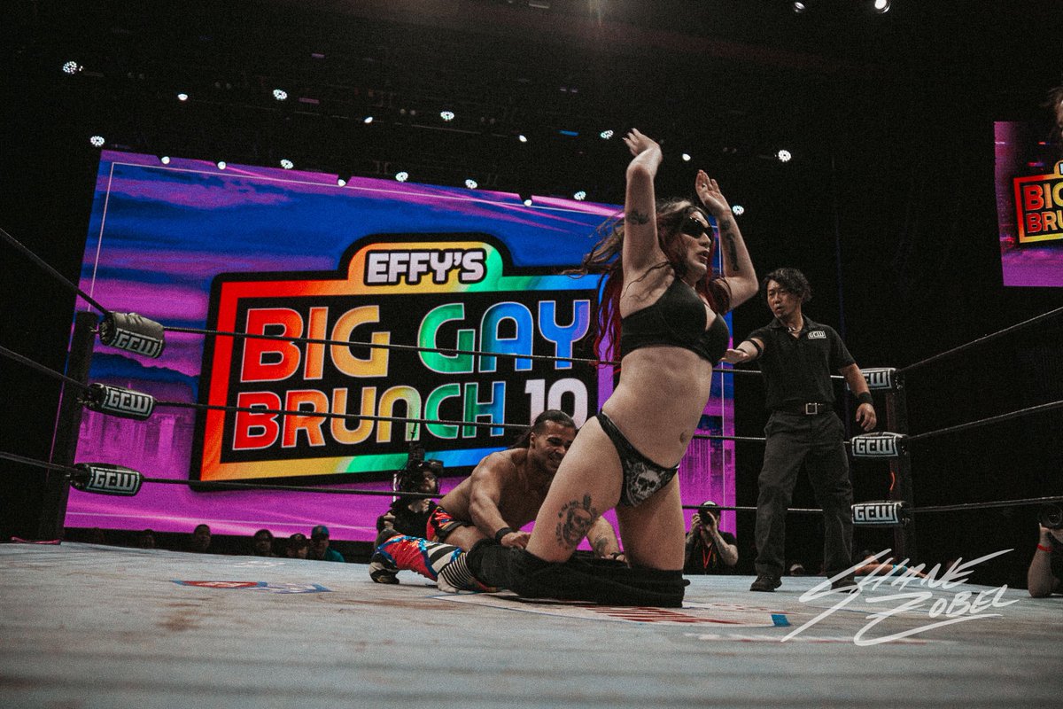 brain : 0 hangover : 1 

📸: <a href="/shanewayfare/">Shane</a>