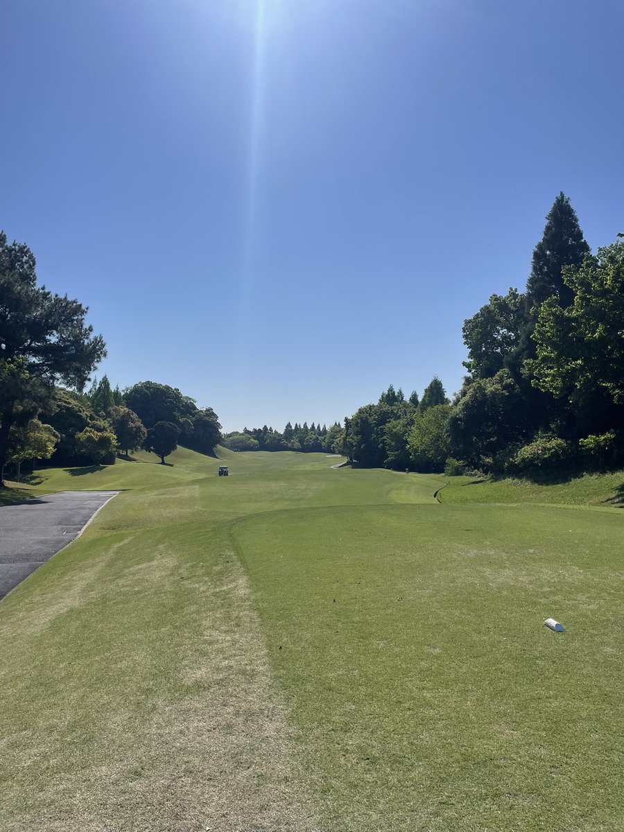 golfull7's tweet photo. 丸の内倶楽部なう⛳️

＃ゴルフ　＃ゴルフ好きと繋がりたい https://t.co/RHNiX3rdRi
