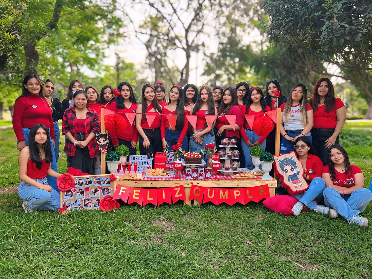 teamchrisperu_'s tweet photo. Inició la dinámica #QUIEREME 🧸
En esta nueva etapa que nace con este primer sencillo, te deseamos el mayor éxito del mundo ♥️ @christophervele https://t.co/CXbArfPOF9