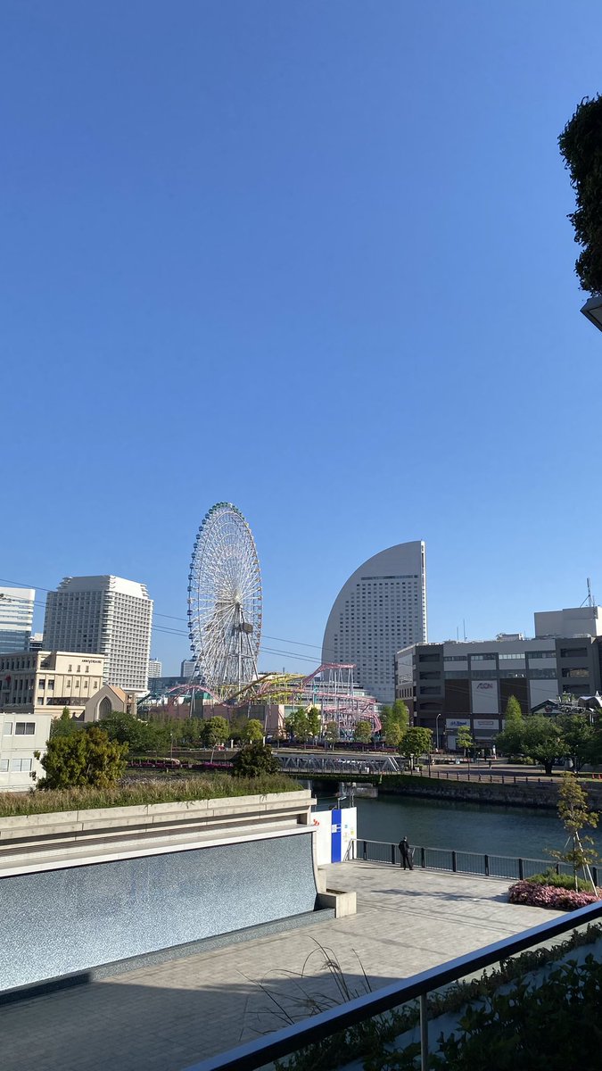 おはようございます！！！！！！！
帰らなきゃやばいけど帰りたくないので横浜観光するぜ！！！！！！！！！！！！！！明日のことは知らん！！！！どうにかなれ！！！！！！！！！！！！！！！！！！！！！！！！！！！