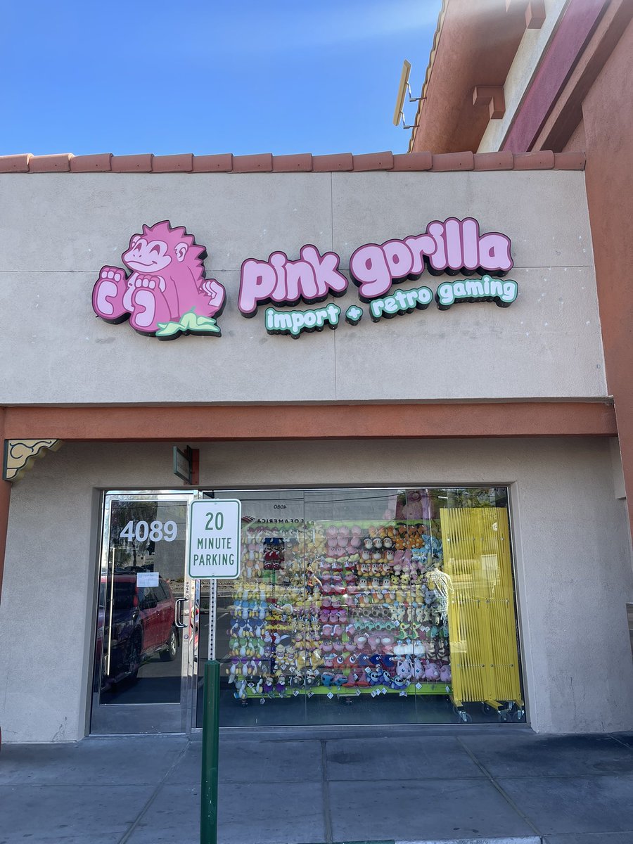 eddbert's tweet image. We were two days early but it was still cool to see @PinkGorillaLLC, @kelslewin and @MetalJesusRocks