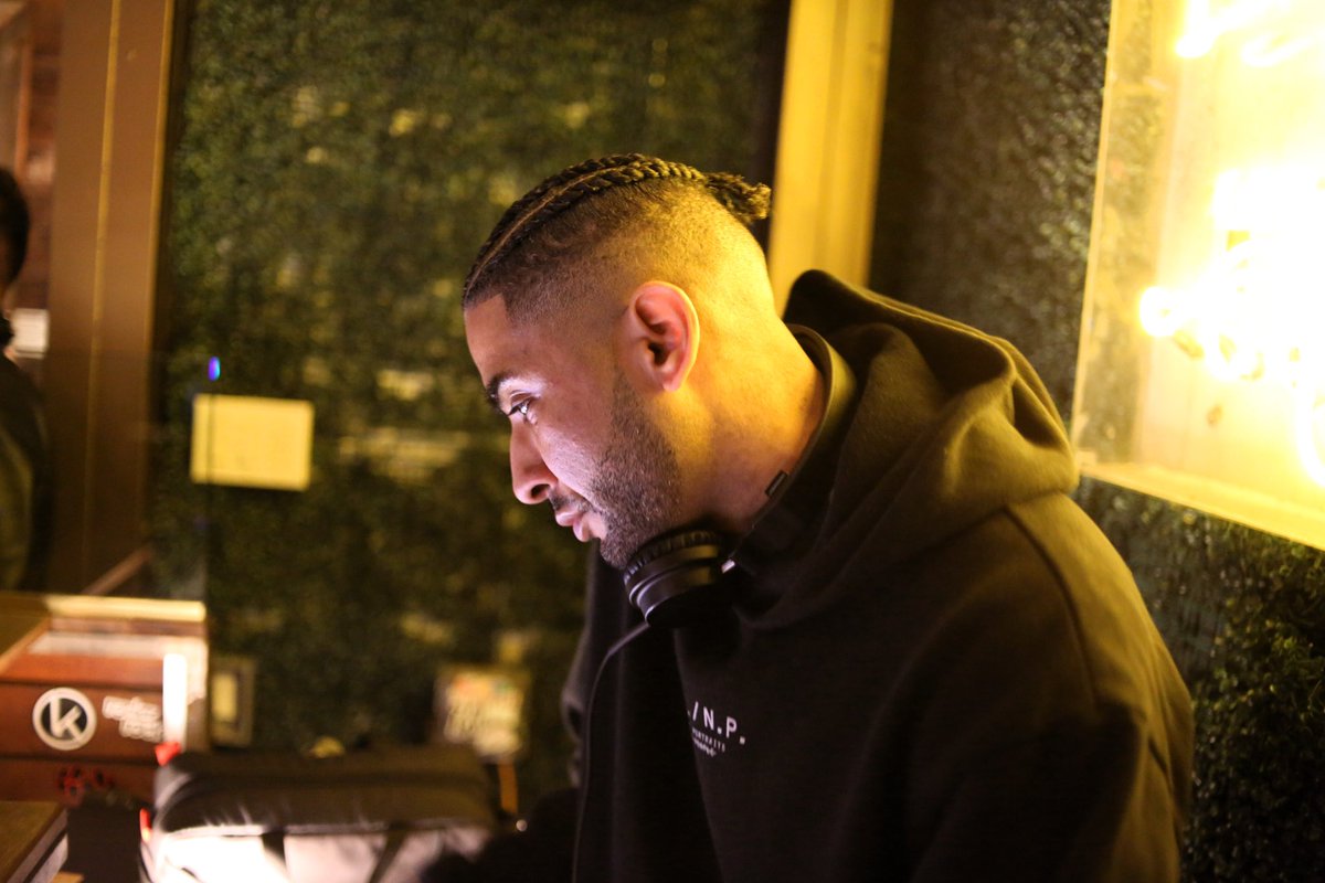 Just a DJ doing DJ shit… 🫶🏽