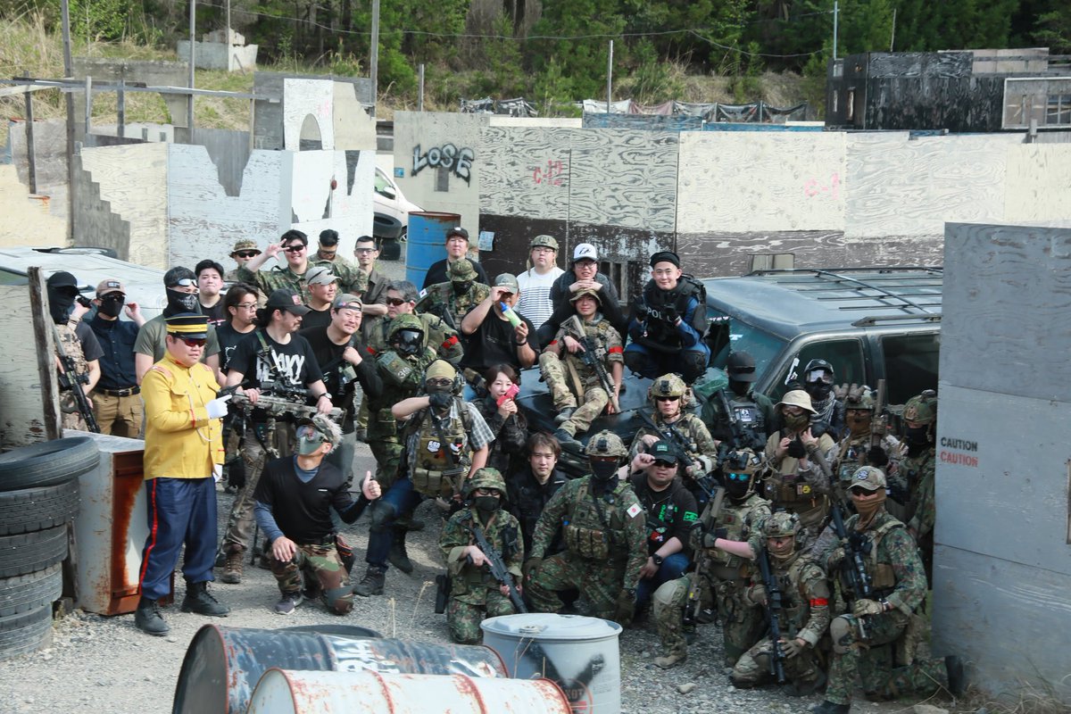 j.mans 235 tweet media