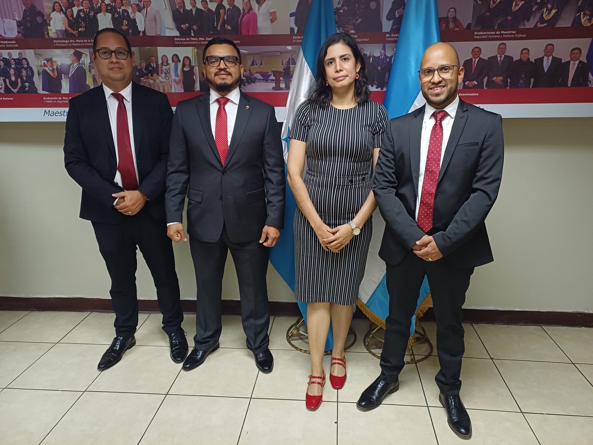 Se desarrolló la Defensa Pública de Tesis de la  Maestría en Criminología, titulada: PROPUESTA DE MODELO DE GESTIÓN DE RIESGOS PARA LA CONSTRUCCIÓN DEL PERFIL CRIMINAL POR ENRIQUECIMIENTO ILÍCITO, HONDURAS, 2024, presentada por el Maestrando 
Marlon Alexis Funes 

👨‍🎓Felicidades👨‍🎓