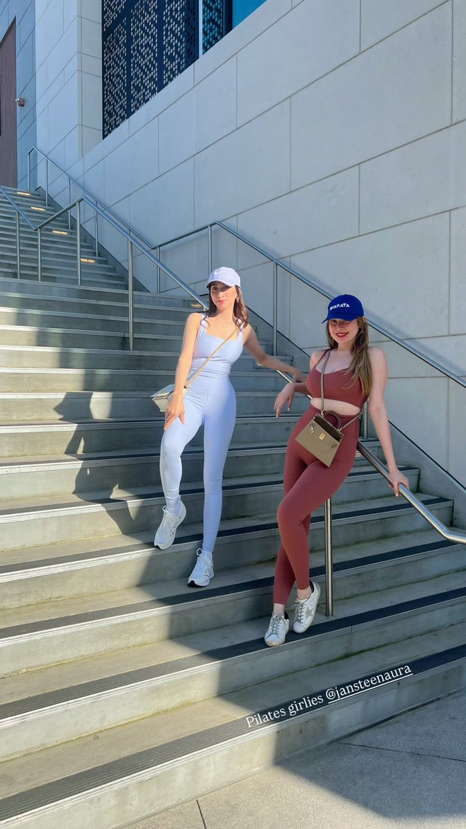 teenscoolet's tweet photo. https://t.co/OxD9reinix