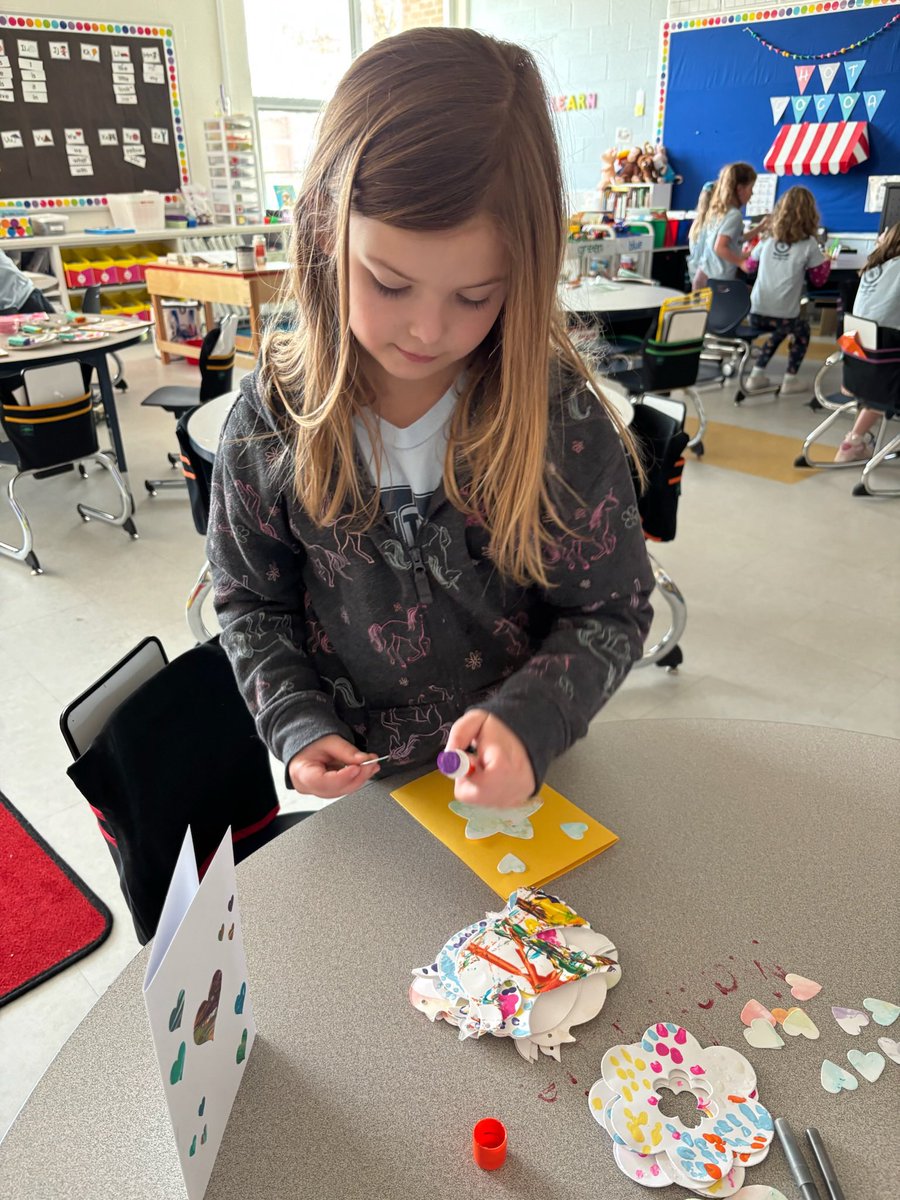 Whitney Zinn tweet media