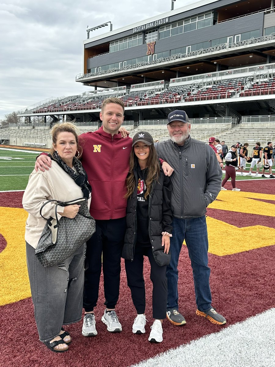 Brayle Brown (@coach_brownnsu) on Twitter photo Top notch weekend with a few of my favorites! 
Love this place..love these people! 
130 Days! Top notch weekend with a few of my favorites! 
Love this place..love these people! 
130 Days!
