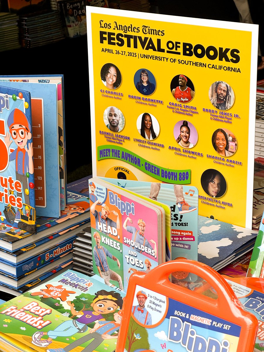 We had an amazing time at the LA Times Festival of Books! 📖
Thank you to everyone who stopped by the Bazic Products booth. It was amazing connecting with everyone and hearing stories about how Bazic Products has been a big part of your educational journey!