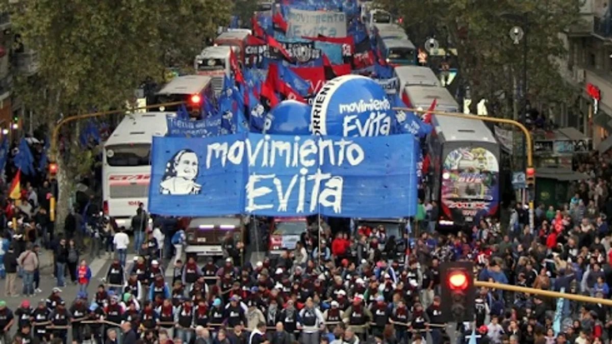 El <a href="/MEvitaLP/">Movimiento Evita LP</a> movilizará a Capital Federal por el Día del Trabajador 

Info Blanco Sobre Negro -infoblancosobrenegro.com/nota/107719/el…
