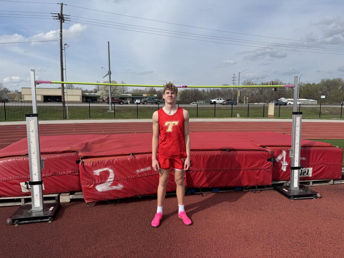 Derek Holthaus tweet media