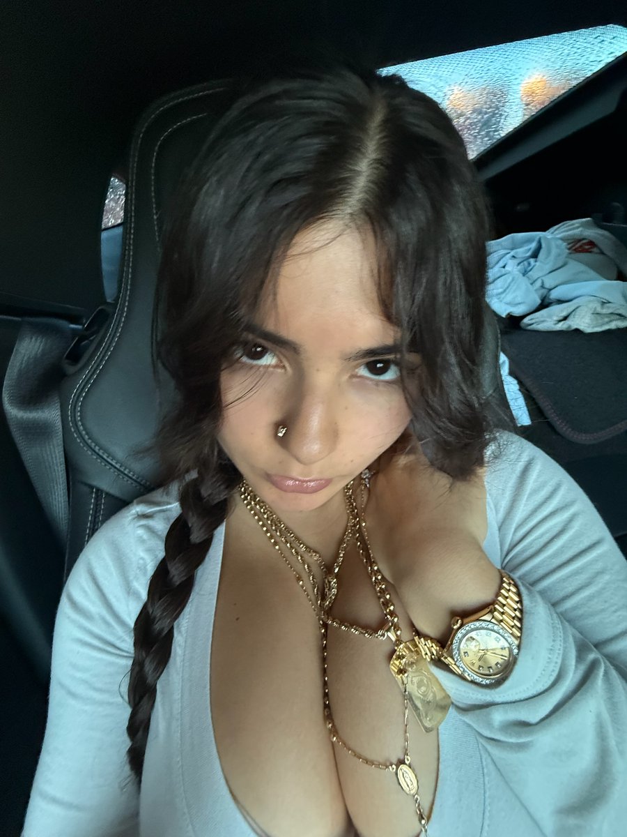 Raeleerudolph's tweet image. Take me for a ride?? RT if you think you could handle it