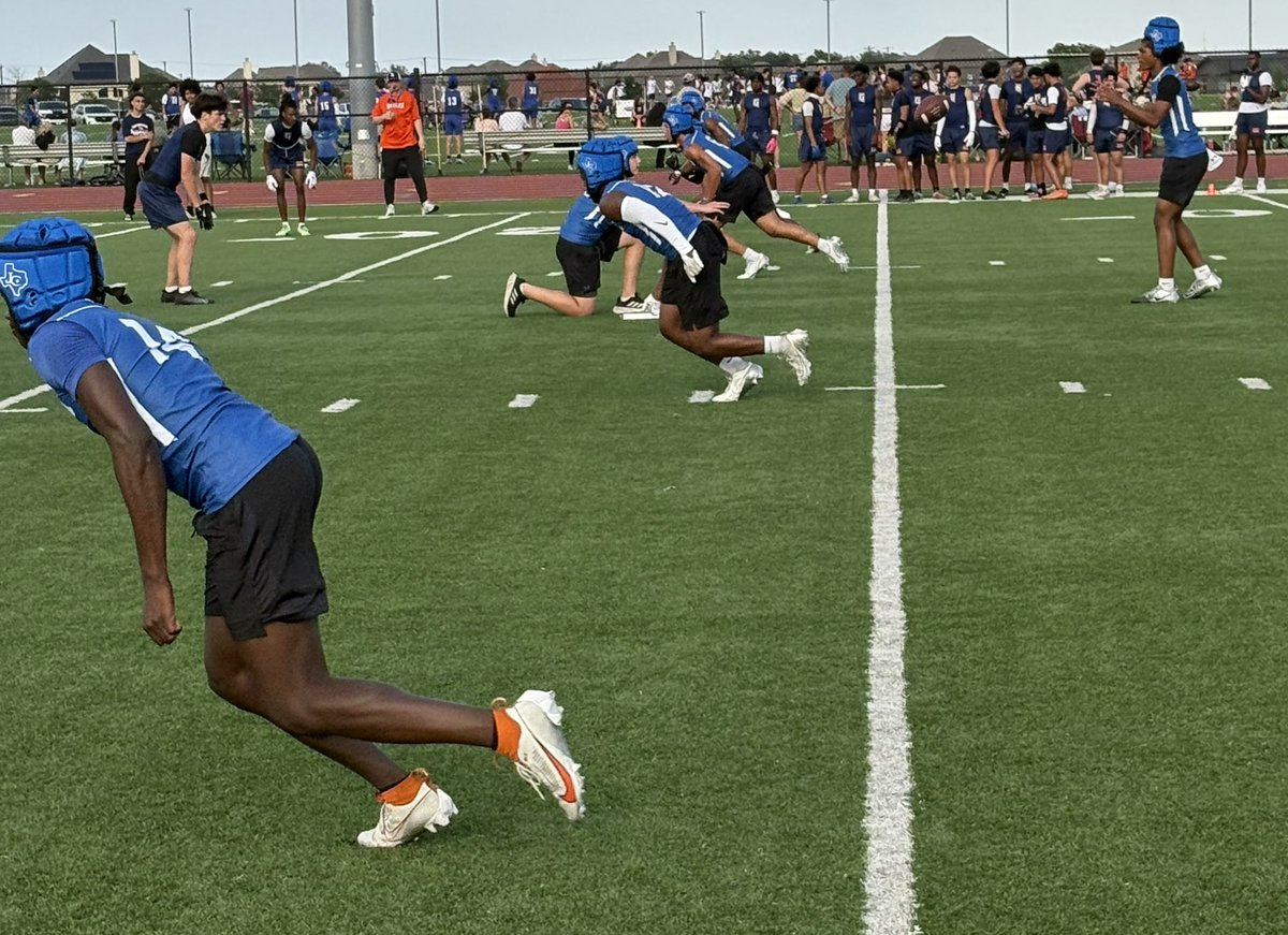 That time of year! Like to see our guys compete.<a href="/JarrellCougarFB/">Jarrell Cougar Football</a> <a href="/Jarrell_ISD/">Jarrell ISD</a>