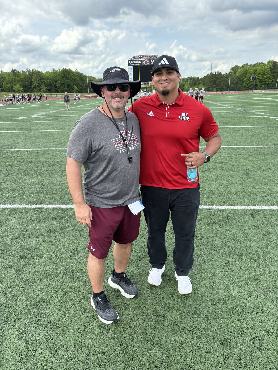Thank you <a href="/CoachXGarcia/">Coach Xavier Garcia</a> from Jacksonville State for being here !!!