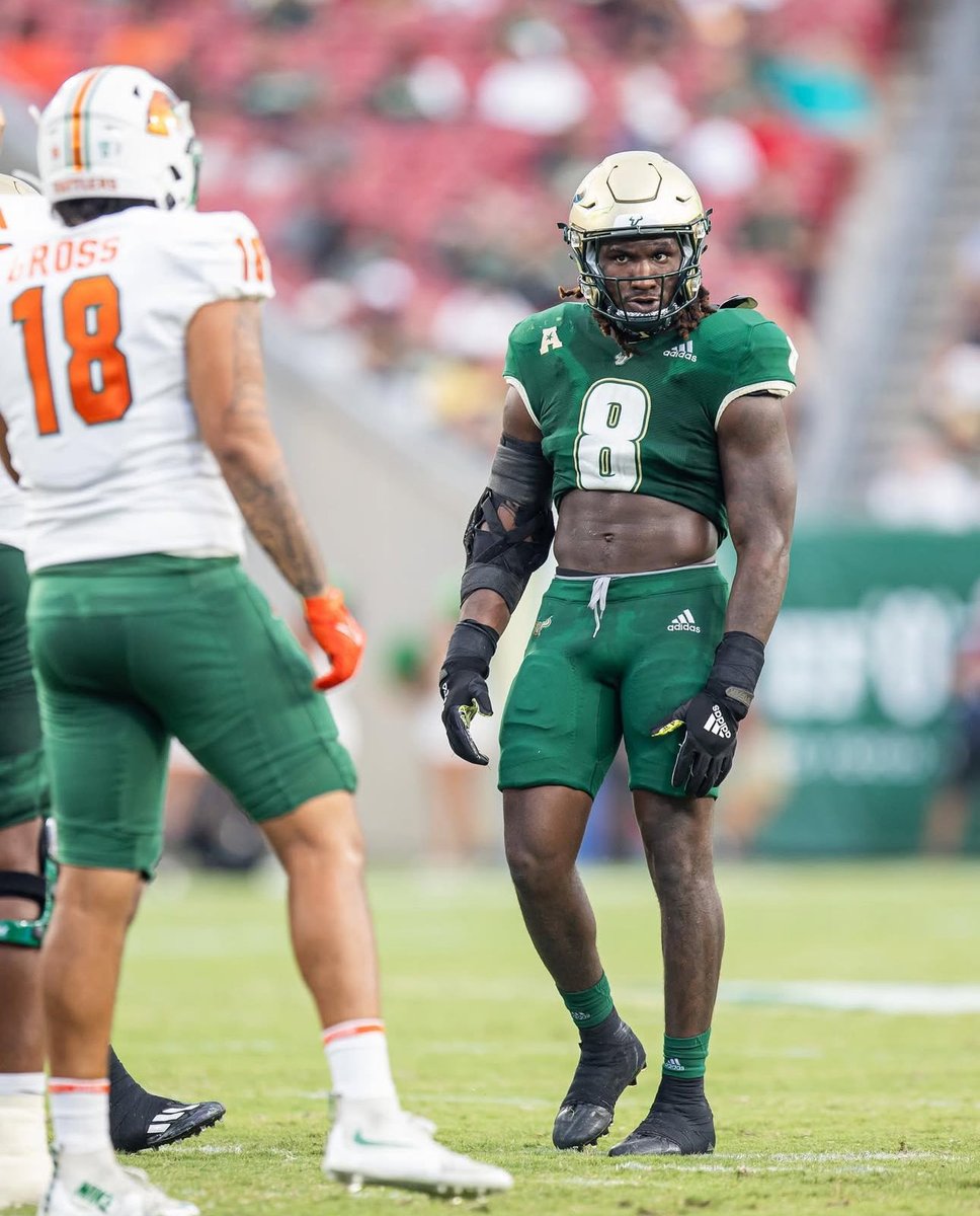 All Glory To the Man Above Blessed To say I've Earned a Division One Offer From The University Of South Florida #ComeToTheBay <a href="/CoachTroop3/">elite_Threatz</a> <a href="/AndrewWarsaw/">Andrew Warsaw</a> <a href="/DLineKP/">Kevin Patrick</a> <a href="/USFFootball/">USF Football</a> <a href="/ChadSimmons_/">ChadSimmons</a> <a href="/PGregorian/">Paul Gregorian</a> <a href="/GregBiggins/">Greg Biggins</a> <a href="/adamgorney/">Adam Gorney</a> <a href="/SukiVTHO/">Coach SukiV</a> <a href="/hellstarsports/">Hellstar Sports</a>